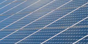 New perovskite-silicon tandem solar cells are more efficient